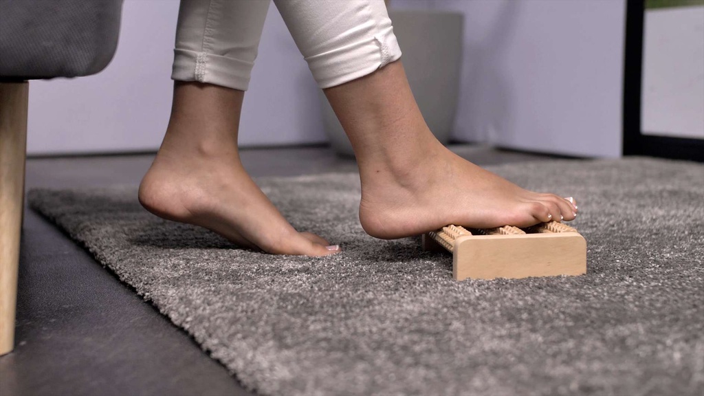 Wellys-GI-100121-Masseur-de-pieds-en-bois-GI-10012