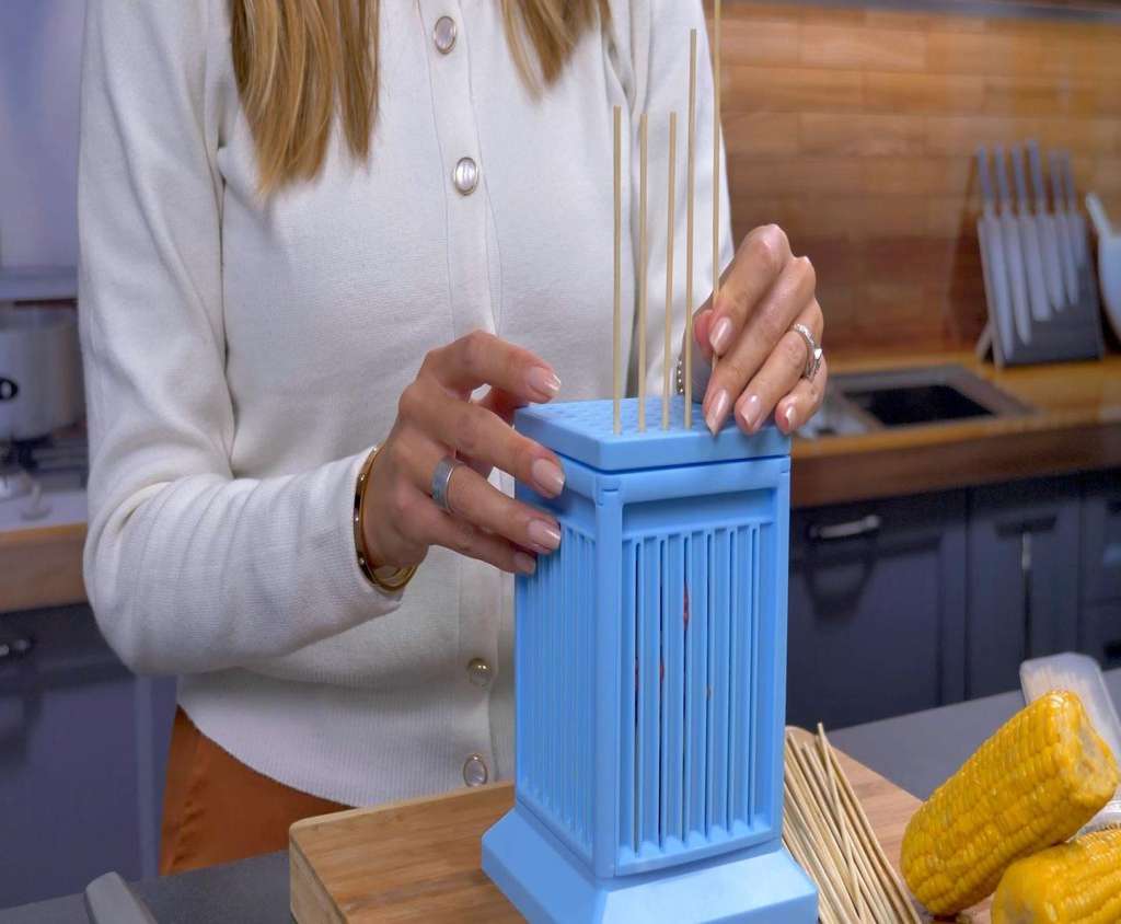 Genius-Ideas-Machine-a-brochettes-GI-069500-7.jpg