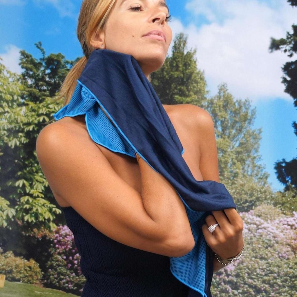 Genius-Ideas-Serviette-Shake-n-Fresh-bleue-GI-0167