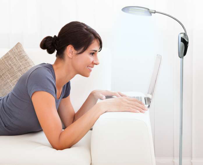 Genius-Ideas-Lampadaire-sans-fil-a-LED-en-gel-GI-1