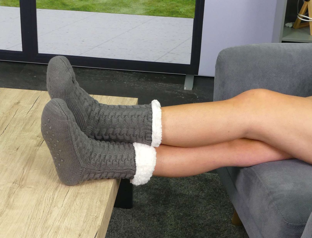 Genius-Ideas-Chaussettes-calines-Cocooning-GI-0359