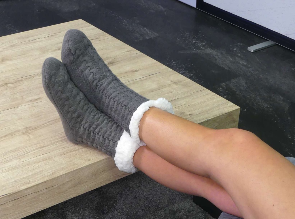 Genius-Ideas-Chaussettes-calines-Cocooning-GI-0359