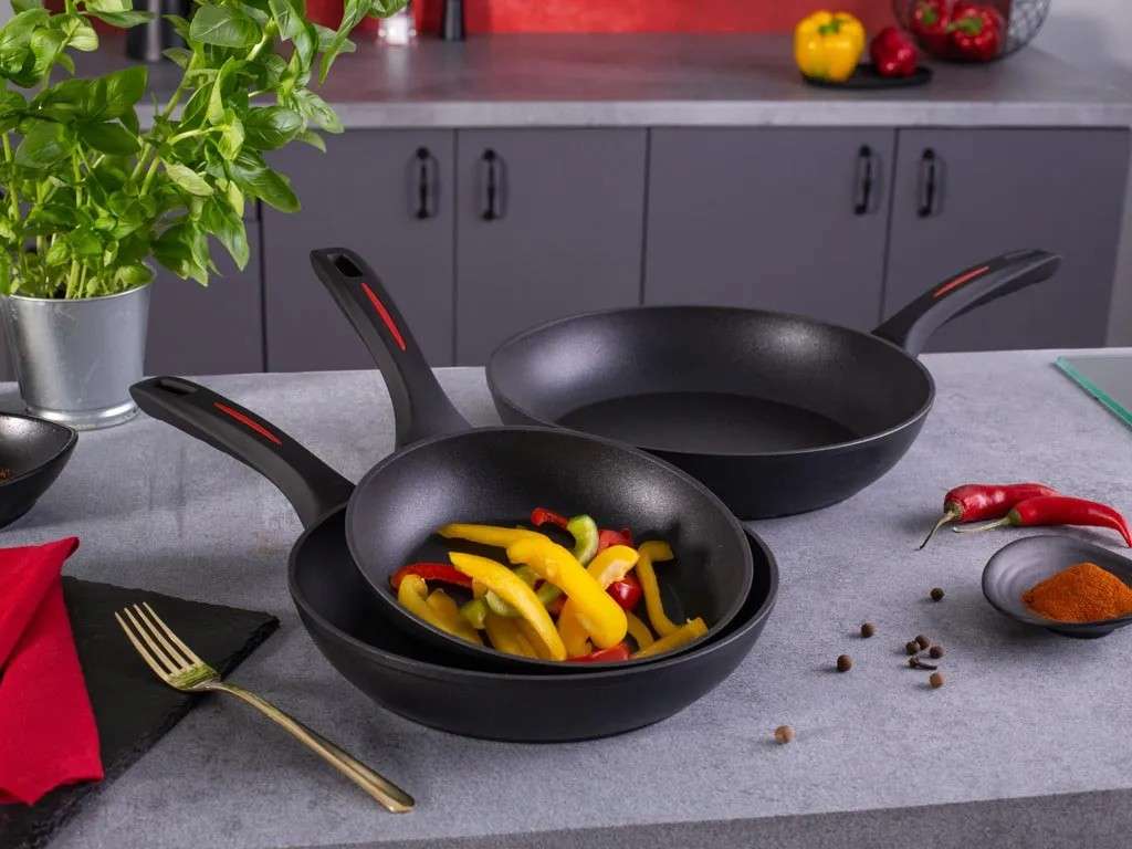 Royalty-Line-RL-FFN28-Marble-Coated-Frying-Pan-28c