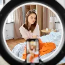 Grundig-ED-49865-Anneau-Lumineux-Pour-Selfie-2-en-1-Trepied-Rotatif-a-360-ED-49865-2.webp