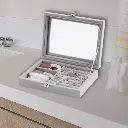 Herzberg-HG-05330-Organisateur-de-bijoux-en-velours-avec-couvercle-en-verre-3-grilles-7-emplacements-pour-bagues-HG-053-4.webp